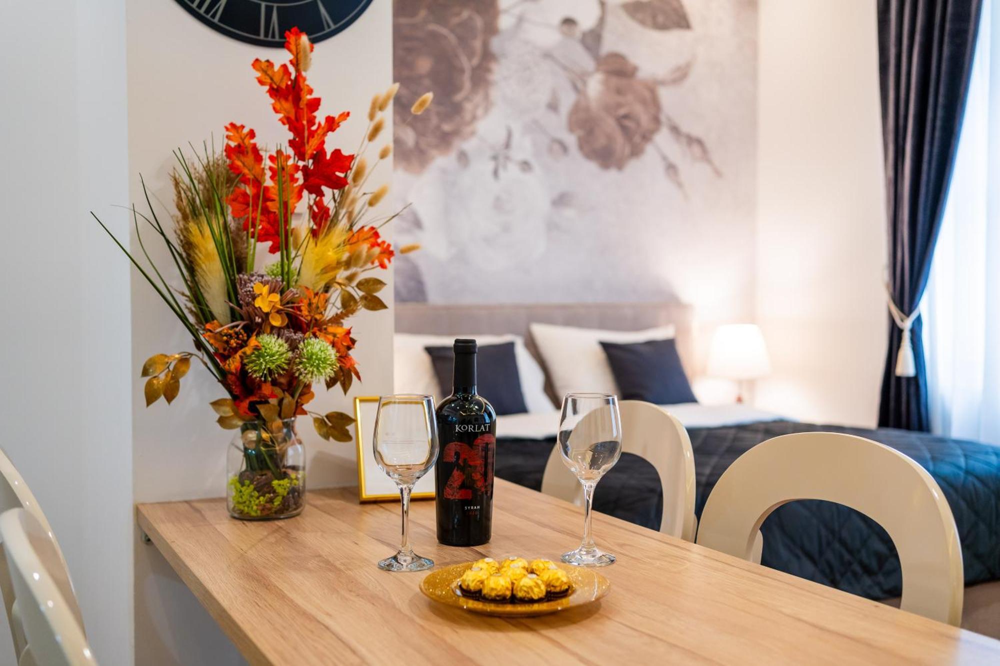 Aurelia Antik Apartments & Rooms, Zagreb City Center Экстерьер фото